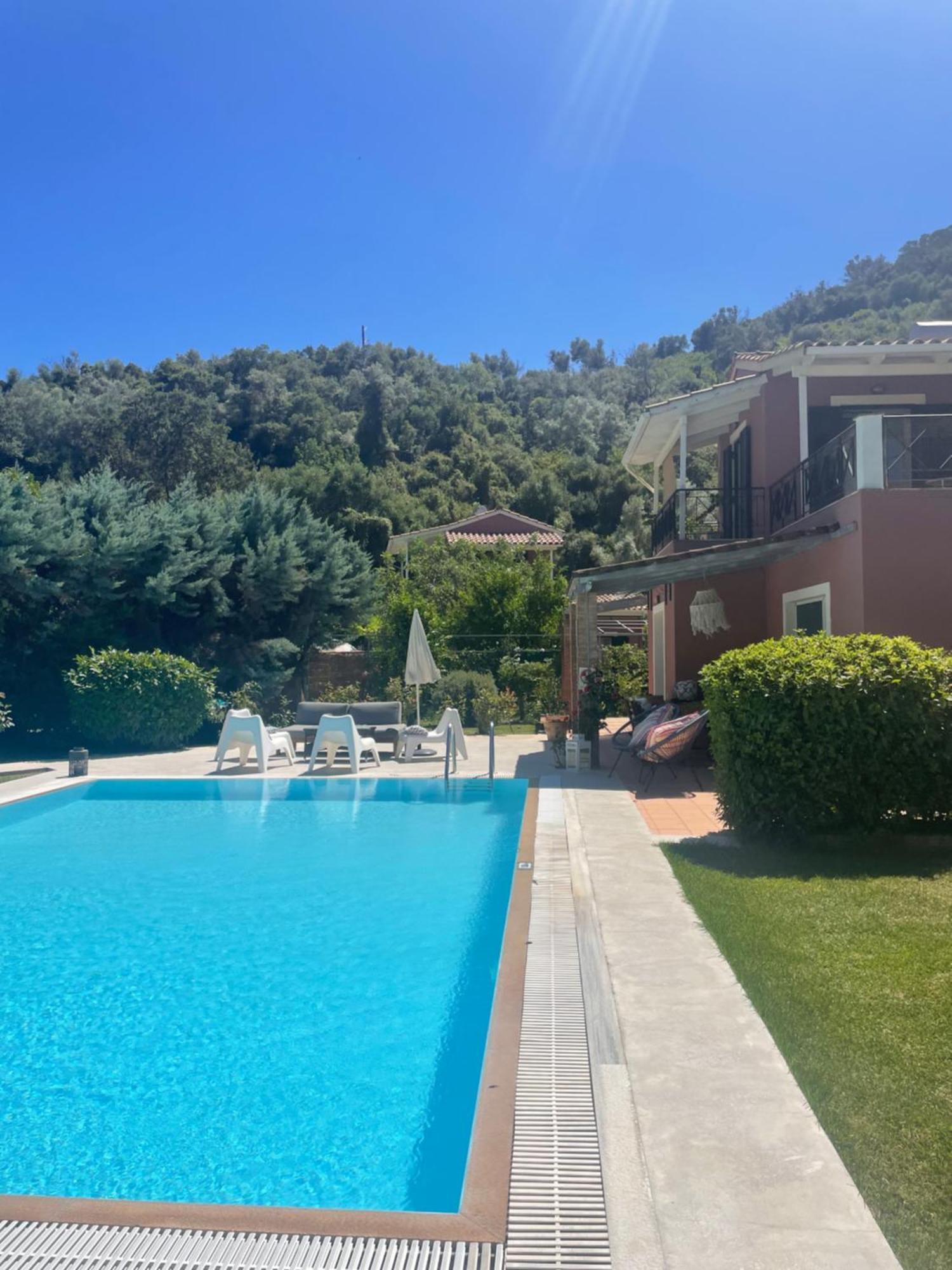 Gialos Villas 1-2 With A Private Pool Mikros Gialos Buitenkant foto