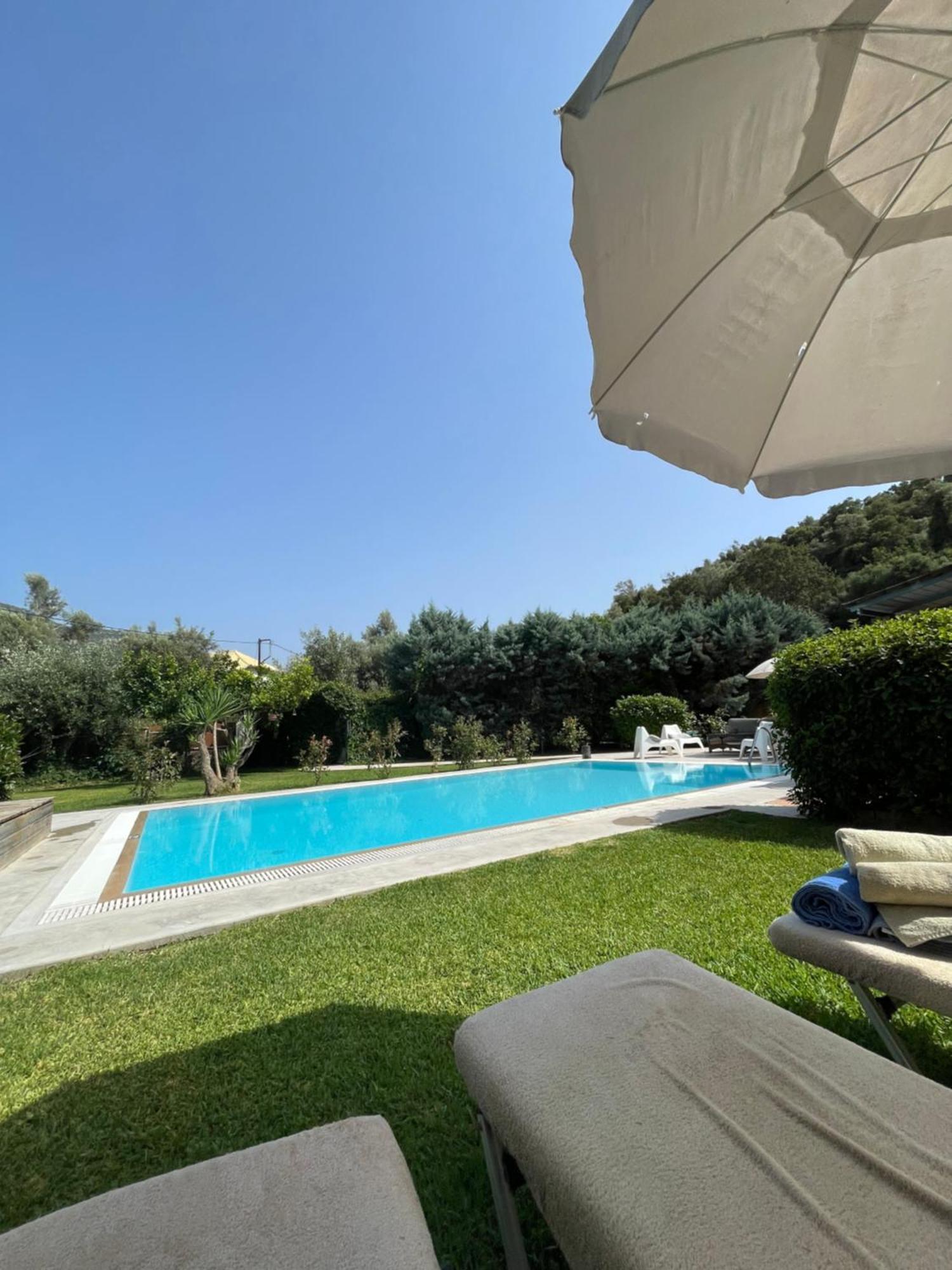 Gialos Villas 1-2 With A Private Pool Mikros Gialos Buitenkant foto